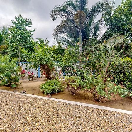 Latitude 17 Apartment Hopkins Luaran gambar