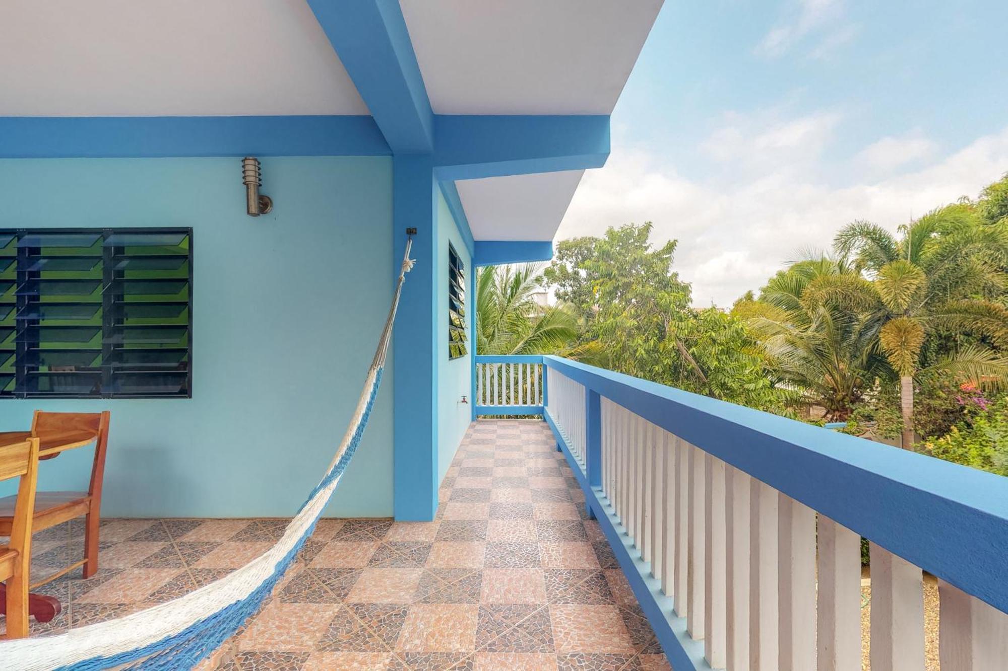 Latitude 17 Apartment Hopkins Luaran gambar